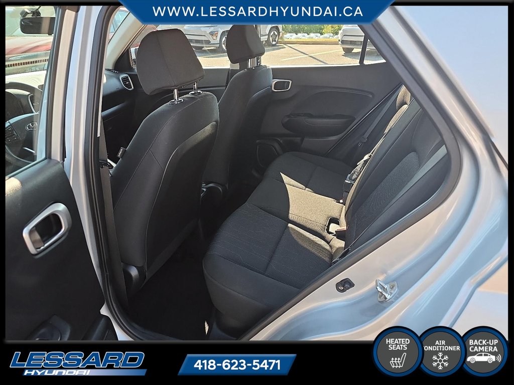 2021 Hyundai Venue Essential automatique in Québec, Quebec - 8 - w1024h768px