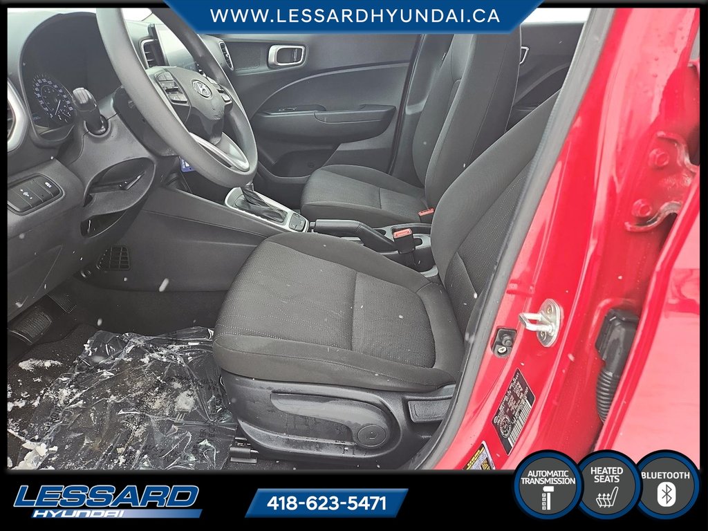 2021 Hyundai Venue Essential in Québec, Quebec - 9 - w1024h768px