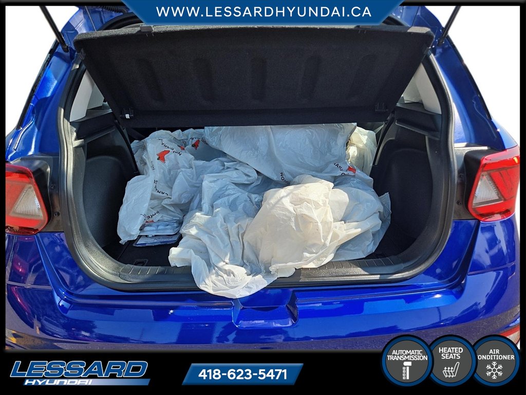 Hyundai Venue Preferred automatique. 2022 à Québec, Québec - 6 - w1024h768px