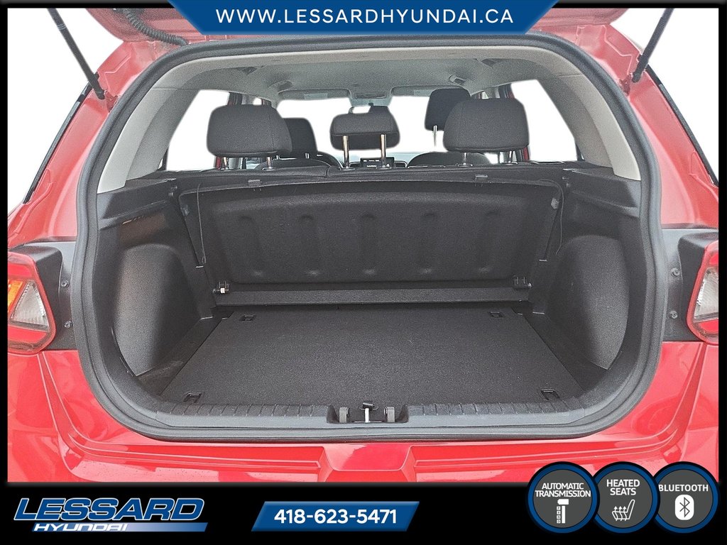 2022 Hyundai Venue Essential in Québec, Quebec - 6 - w1024h768px