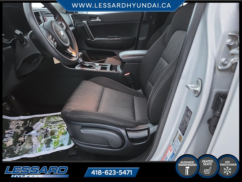 2017 Kia Sportage LX awd in Québec, Quebec - 9 - w1024h768px