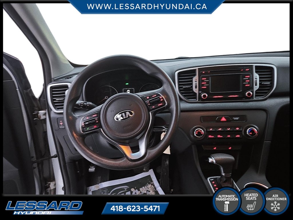 2017 Kia Sportage LX awd in Québec, Quebec - 10 - w1024h768px