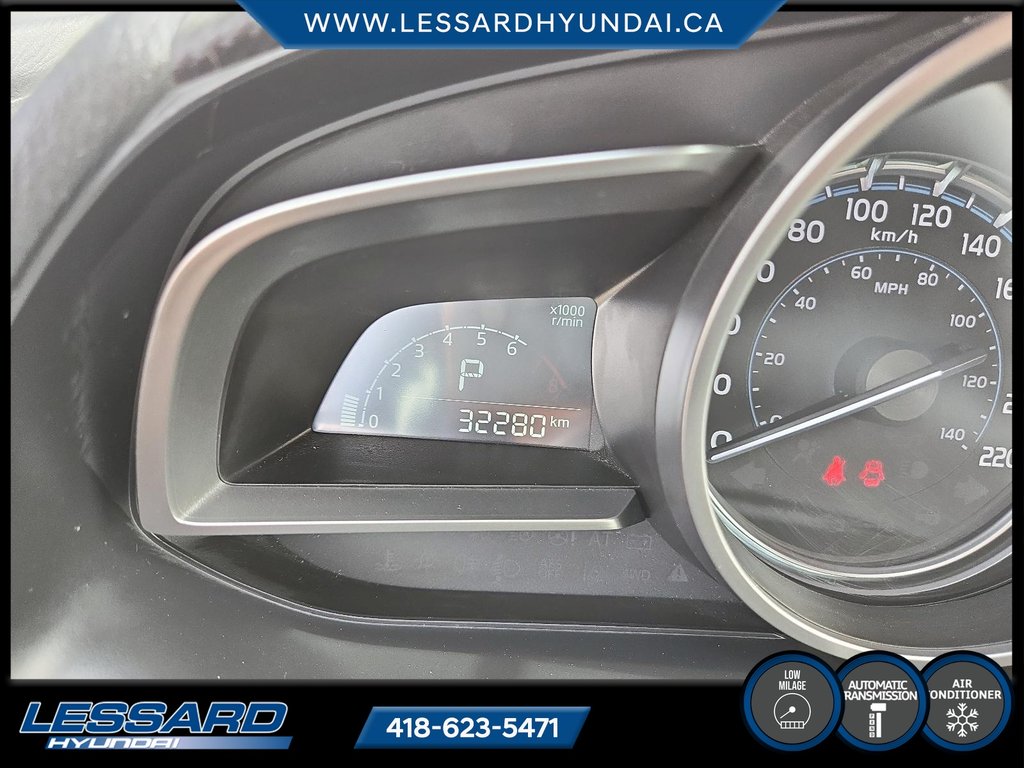 Toyota Yaris Hatchback XLE automatique. 2020 à Québec, Québec - 13 - w1024h768px