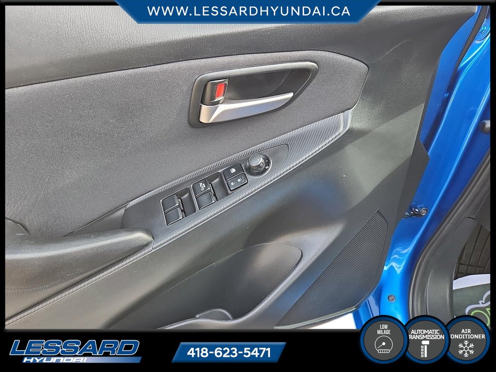 Toyota Yaris Hatchback XLE automatique. 2020 à Québec, Québec - 11 - w1024h768px
