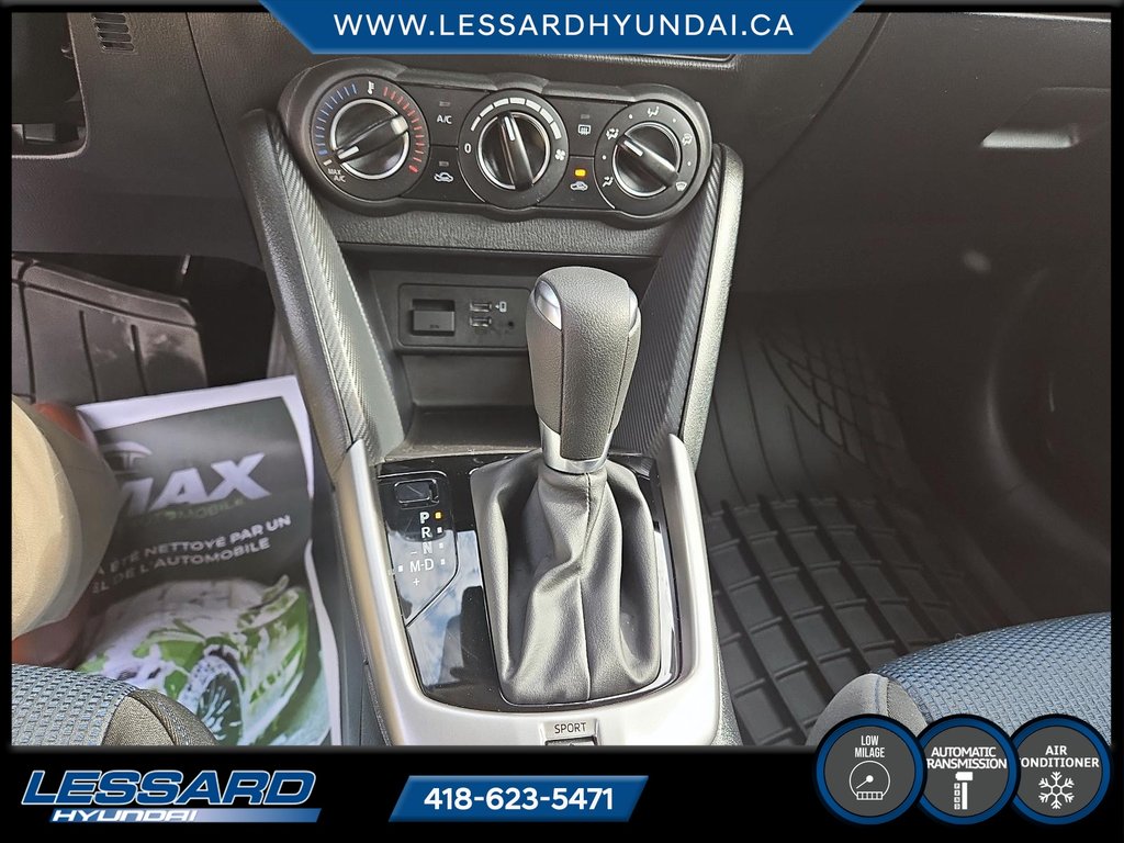 Toyota Yaris Hatchback XLE automatique. 2020 à Québec, Québec - 15 - w1024h768px