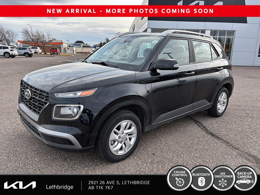 2024 Hyundai Venue Preferred-0