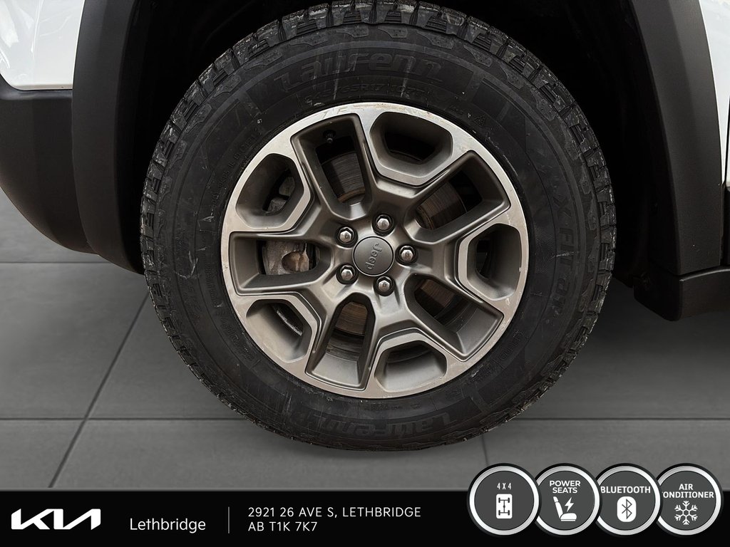 2020 Jeep Cherokee Trailhawk-6