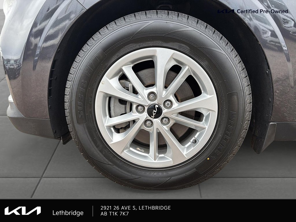 2022 Kia Carnival LX-5