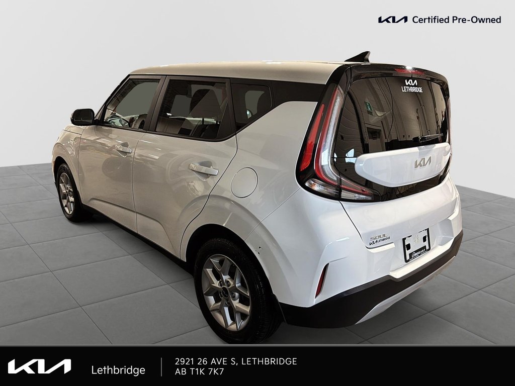 2023 Kia Soul EX-1