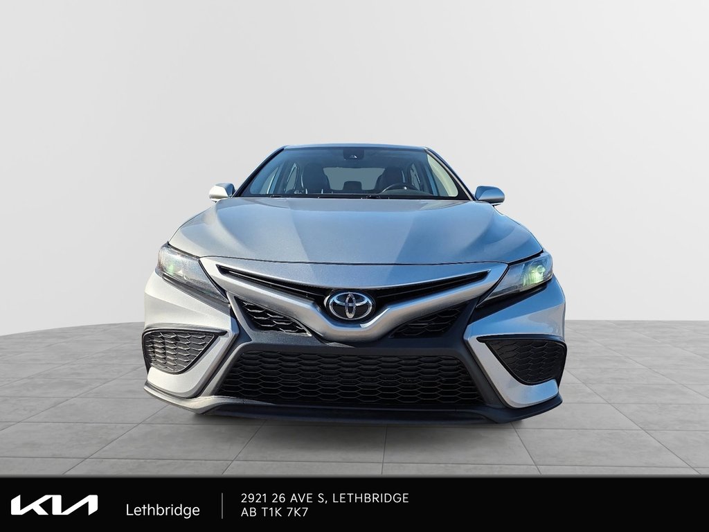 2024 Toyota Camry SE-1