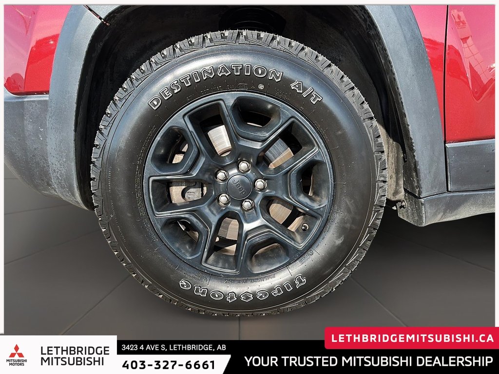 2020 Jeep Cherokee Trailhawk-6