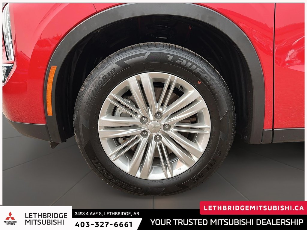 2024 Mitsubishi Outlander LE-6