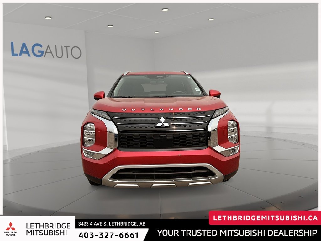 2024 Mitsubishi Outlander LE-1
