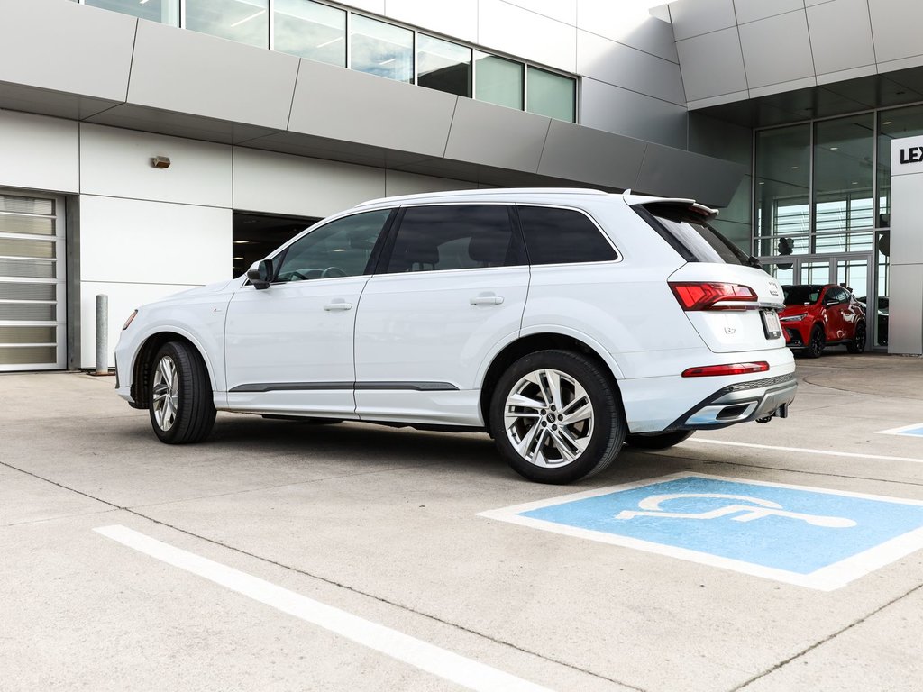 2021 Audi Q7 55 KOMFORT QUATTRO|10.1 DISPLAY|CARPLAY|BLINDSPOT| in Ajax, Ontario at Lakeridge Auto Gallery - 18 - w1024h768px