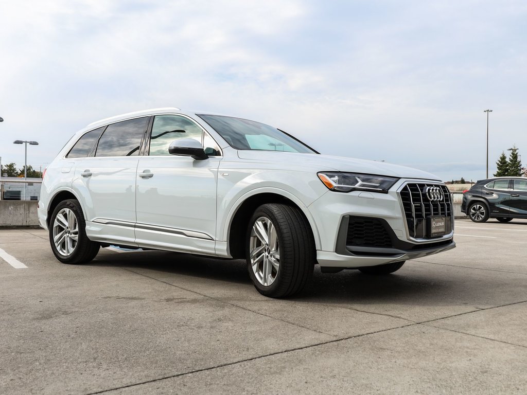 2021 Audi Q7 55 KOMFORT QUATTRO|10.1 DISPLAY|CARPLAY|BLINDSPOT| in Ajax, Ontario at Lakeridge Auto Gallery - 20 - w1024h768px