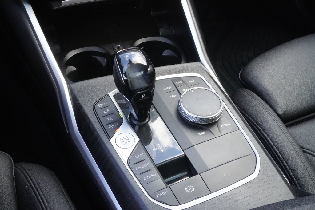 2020 BMW 330i xDrive M SPORT|PREMIUM ENHANCED|HUD|CARPLAY in Ajax, Ontario at Lexus of Lakeridge - 5 - w1024h768px