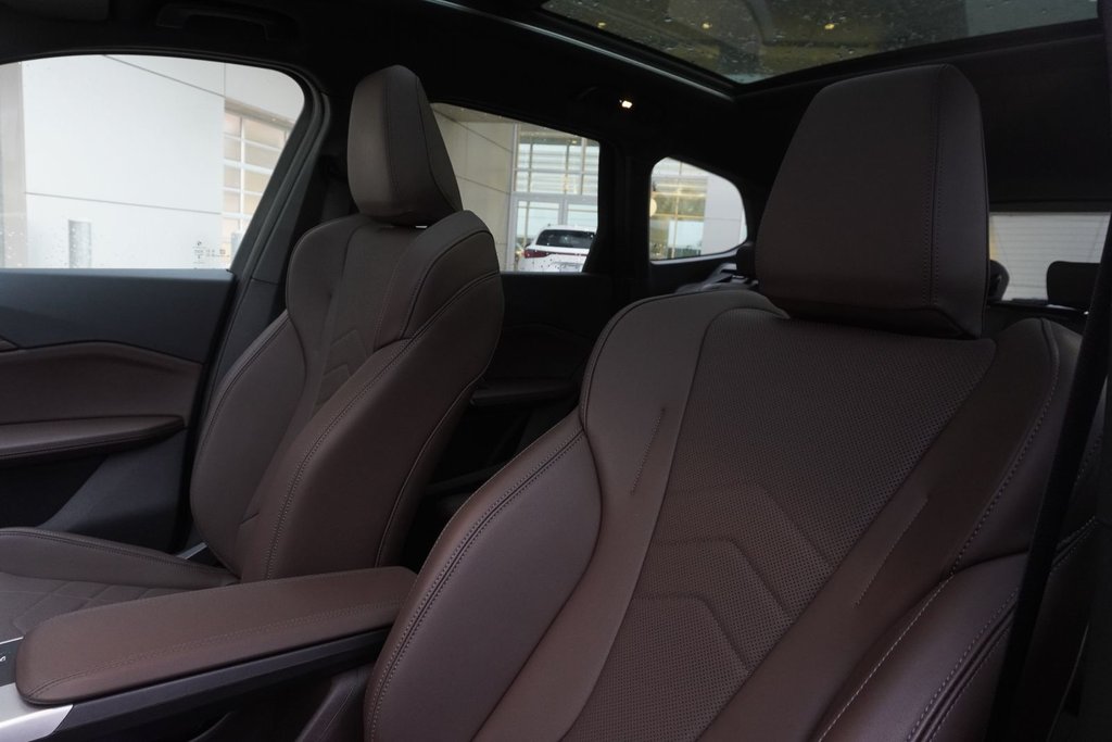 2024 BMW X1 xDrive28i PREMIUM ESSENTIAL|PANORAMIC|NAVI|B/SPOT in Ajax, Ontario at Lexus of Lakeridge - 10 - w1024h768px