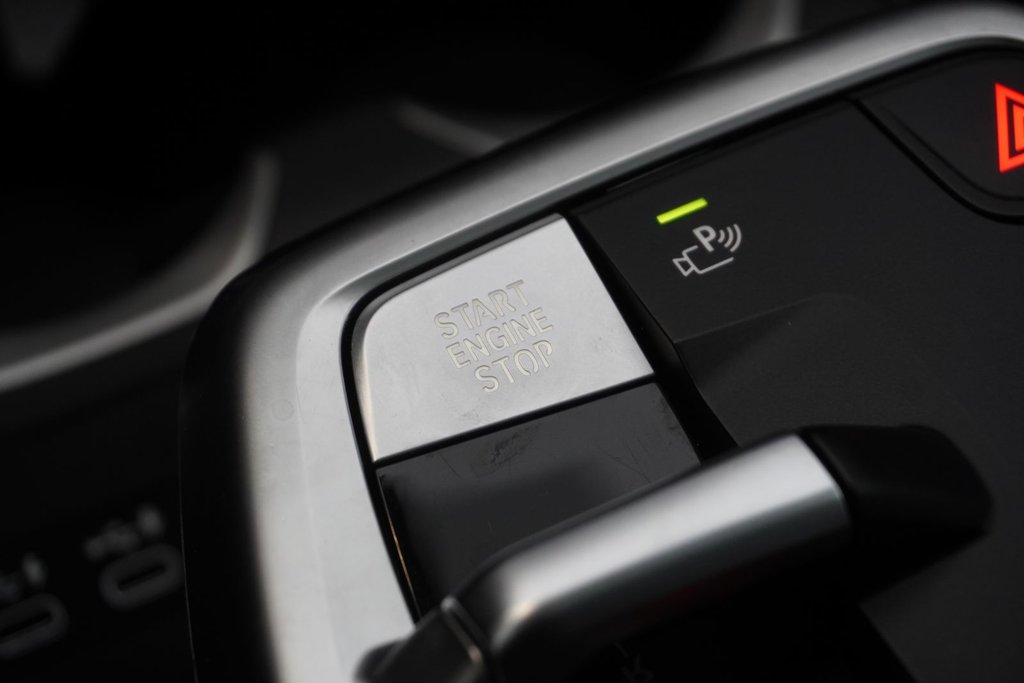 2024 BMW X1 xDrive28i PREMIUM ESSENTIAL|PANORAMIC|NAVI|B/SPOT in Ajax, Ontario at Lexus of Lakeridge - 8 - w1024h768px