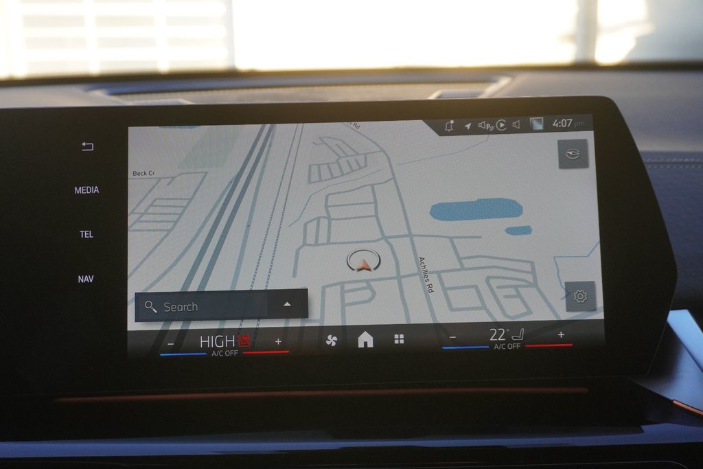 2024 BMW X2 xDrive28i M SPORT & PREMIUM ESSENTIAL|NAVI|CARPLAY in Ajax, Ontario at Lexus of Lakeridge - 4 - w1024h768px