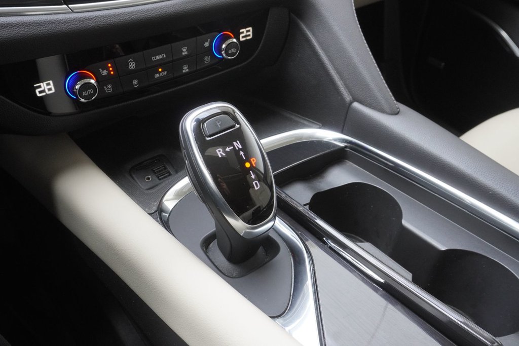 2020 Buick Enclave AWD PREMIUM|H/V FRONT SEATS|BOSE|3RD ROW|NAVI in Ajax, Ontario at Lexus of Lakeridge - 7 - w1024h768px