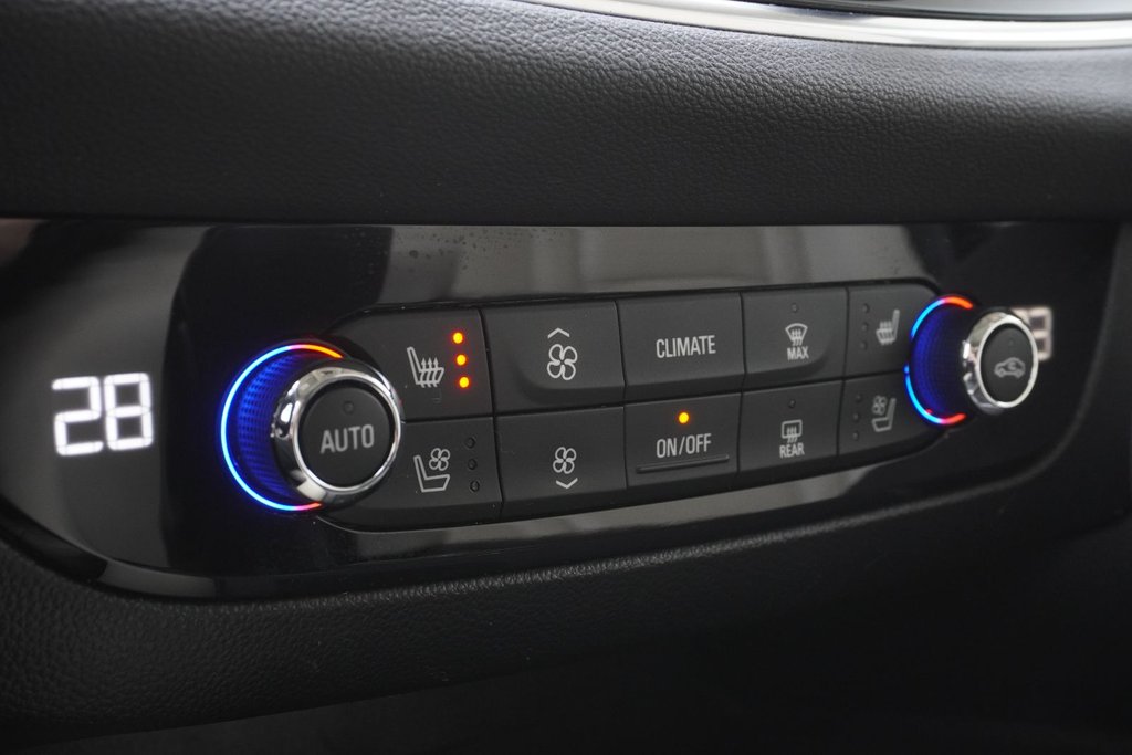 2020 Buick Enclave AWD PREMIUM|H/V FRONT SEATS|BOSE|3RD ROW|NAVI in Ajax, Ontario at Lexus of Lakeridge - 6 - w1024h768px