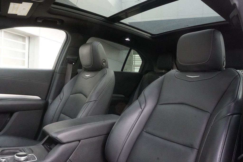2020 Cadillac XT4 PREMIUM LUXURY AWD|BOSE|NAVI|CARPLAY|PANORAMIC in Ajax, Ontario at Lexus of Lakeridge - 9 - w1024h768px