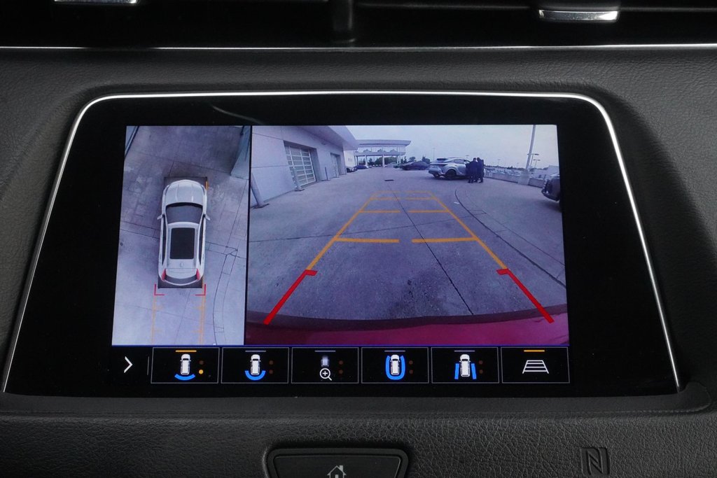 2020 Cadillac XT4 PREMIUM LUXURY AWD|BOSE|NAVI|CARPLAY|PANORAMIC in Ajax, Ontario at Lexus of Lakeridge - 5 - w1024h768px