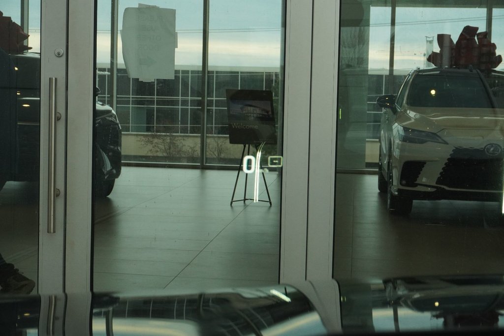 2024 Cadillac XT4 AWD SPORT|HUD|NAVI|AKG|360 CAM|CARBON|20 ALLOYS in Ajax, Ontario at Lexus of Lakeridge - 13 - w1024h768px