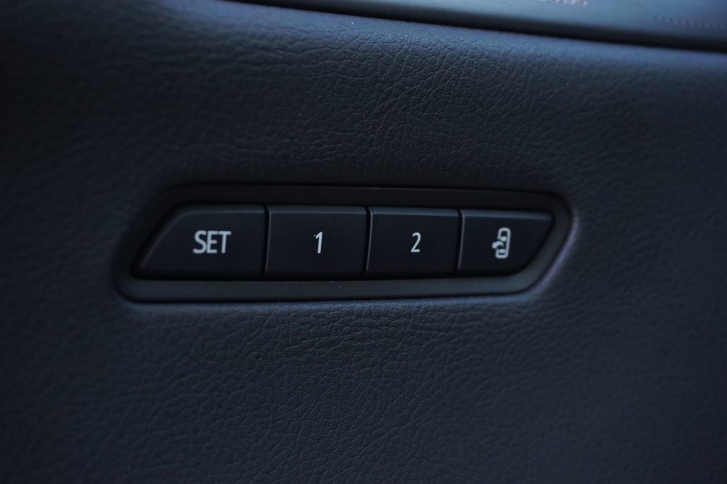 2024 Cadillac XT6 AWD SPORT|BOSE|NAVI|PANORAMIC|H/V FRONT SEATS in Ajax, Ontario at Lexus of Lakeridge - 4 - w1024h768px