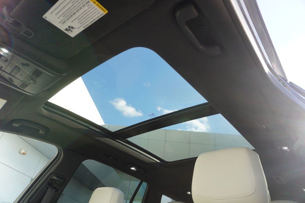 2024 Cadillac XT6 AWD SPORT|BOSE|NAVI|PANORAMIC|H/V FRONT SEATS in Ajax, Ontario at Lexus of Lakeridge - 12 - w1024h768px