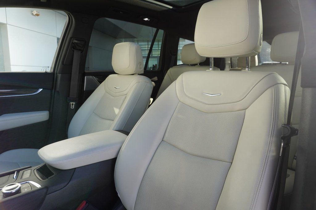 2024 Cadillac XT6 AWD SPORT|BOSE|NAVI|PANORAMIC|H/V FRONT SEATS in Ajax, Ontario at Lexus of Lakeridge - 13 - w1024h768px