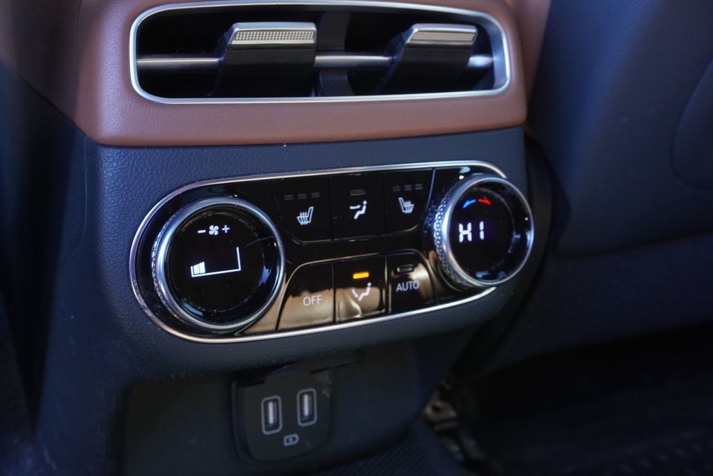2022 GENESIS GV70 ADVANCED AWD|PANORAMIC|NAVI|H/V FRONT SEATS in Ajax, Ontario at Lexus of Lakeridge - 12 - w1024h768px