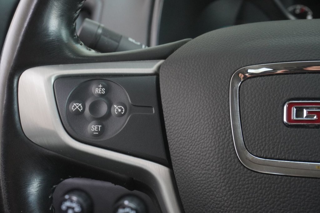 2022 GMC Canyon CREW 4X4 ELEVATION SHORT BOX|CARPLAY|7 DISPLAY in Ajax, Ontario at Lakeridge Auto Gallery - 4 - w1024h768px
