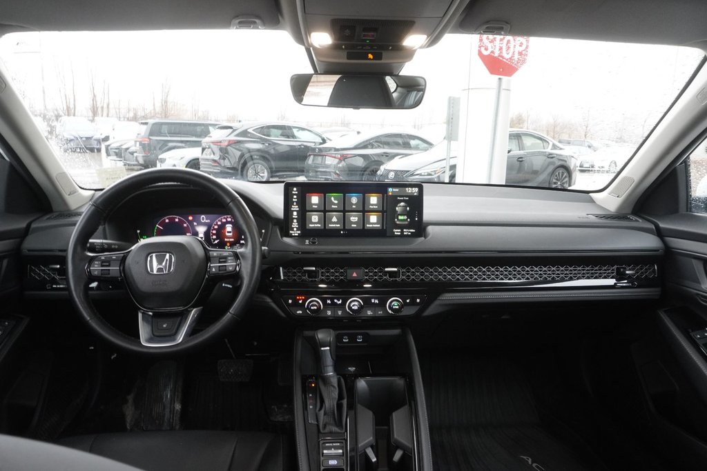 2024 Honda Accord TOURING HYBRID|HUD|CARPLAY|WIRELESS|MOONROOF|BSM in Ajax, Ontario at Lexus of Lakeridge - 11 - w1024h768px