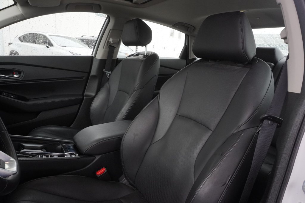 2024 Honda Accord TOURING HYBRID|HUD|CARPLAY|WIRELESS|MOONROOF|BSM in Ajax, Ontario at Lexus of Lakeridge - 9 - w1024h768px