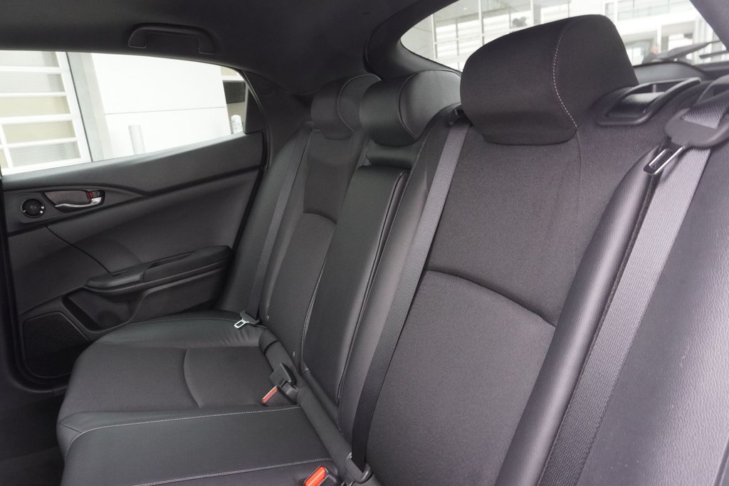 2020 Honda Civic Hatchback SPORT|MOONROOF|CARPLAY|HEATED FRONT SEATS|TURBO in Ajax, Ontario at Lexus of Lakeridge - 10 - w1024h768px