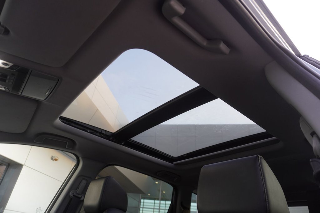 2021 Honda CR-V TOURING 4WD|NAVI|WIRELESS|PANORAMIC|WOOD TRIM in Ajax, Ontario at Lexus of Lakeridge - 11 - w1024h768px