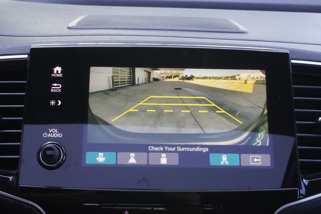 2022 Honda PILOT TOURING 7P|CARPLAY|REAR ENTERTAINMENT|H/V FRONT SEATS|NAVI in Ajax, Ontario at Lexus of Lakeridge - 4 - w1024h768px