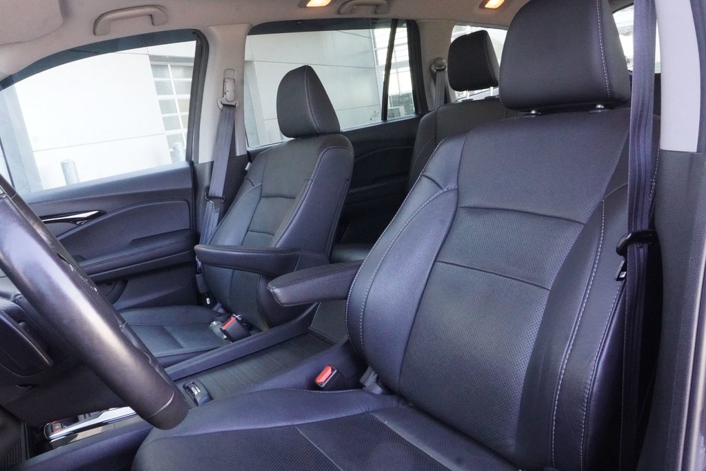 2022 Honda PILOT TOURING 7P|CARPLAY|REAR ENTERTAINMENT|H/V FRONT SEATS|NAVI in Ajax, Ontario at Lexus of Lakeridge - 8 - w1024h768px