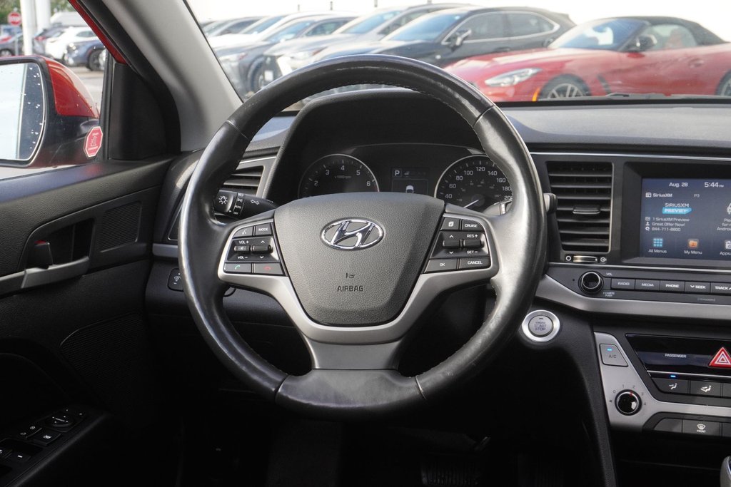 2018 Hyundai Elantra GL SE|MOONROOF|B/SPOT|FRONT HEATED SEATS|CARPLAY in Ajax, Ontario at Lakeridge Auto Gallery - 14 - w1024h768px