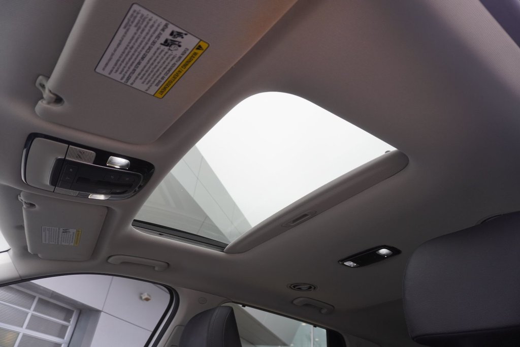 2021 Hyundai Palisade AWD LUXURY|8 PASSENGER|H/V FRONT SEATS|MOONROOF in Ajax, Ontario at Lexus of Lakeridge - 9 - w1024h768px