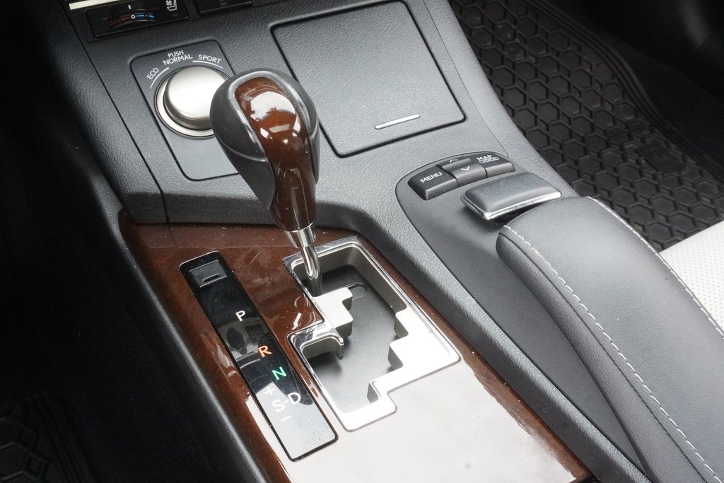 2013 Lexus ES 350 LEATHER & NAV|H/V FRONT SEATS|MOONROOF|H/STEERING in Ajax, Ontario at Lexus of Lakeridge - 8 - w1024h768px
