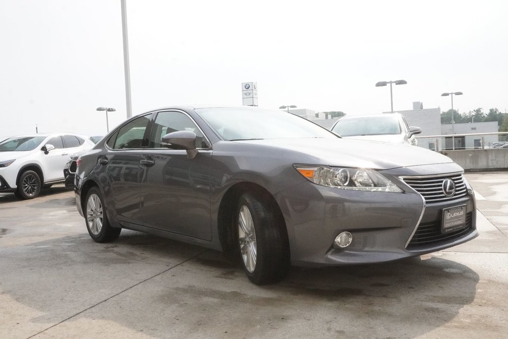 2013 Lexus ES 350 LEATHER & NAV|H/V FRONT SEATS|MOONROOF|H/STEERING in Ajax, Ontario at Lexus of Lakeridge - 16 - w1024h768px