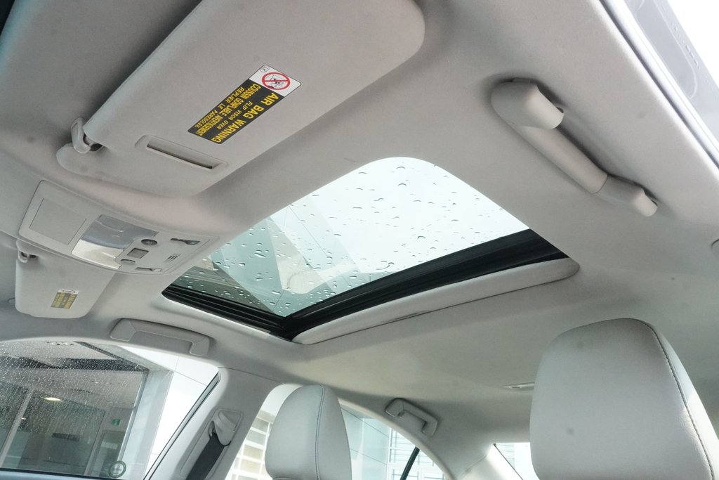 2013 Lexus ES 350 LEATHER & NAV|H/V FRONT SEATS|MOONROOF|H/STEERING in Ajax, Ontario at Lexus of Lakeridge - 9 - w1024h768px