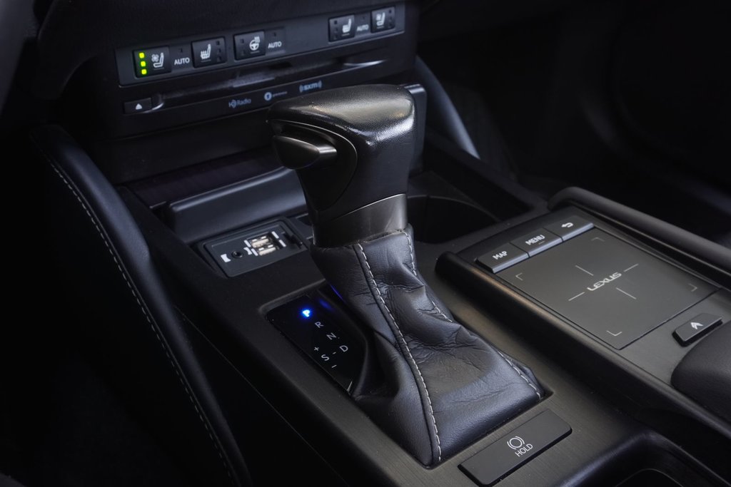 2019 Lexus ES 350 PREMIUM|MOONROOF|CARPLAY|H/C SEATS|NAVI|B/SPOT in Ajax, Ontario at Lexus of Lakeridge - 11 - w1024h768px