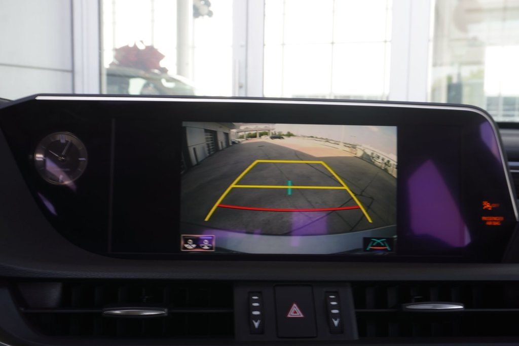 2019 Lexus ES 350 PREMIUM|MOONROOF|CARPLAY|H/C SEATS|NAVI|B/SPOT in Ajax, Ontario at Lexus of Lakeridge - 7 - w1024h768px