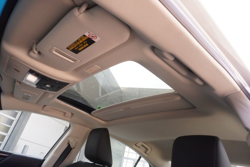 2019 Lexus ES 350 PREMIUM|MOONROOF|CARPLAY|H/C SEATS|NAVI|B/SPOT in Ajax, Ontario at Lexus of Lakeridge - 13 - w1024h768px