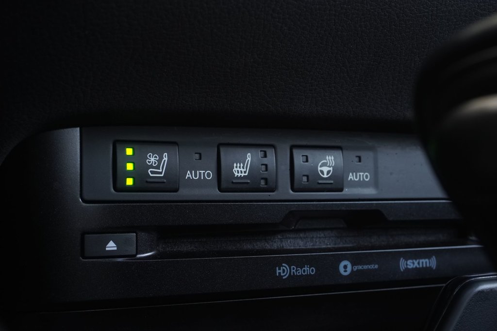 2019 Lexus ES 350 PREMIUM|MOONROOF|CARPLAY|H/C SEATS|NAVI|B/SPOT in Ajax, Ontario at Lexus of Lakeridge - 9 - w1024h768px