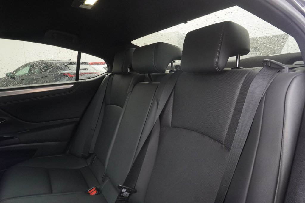 2021 Lexus ES 350 F SPORT 2|M/LEVINSON|HUD|S/S+|NAVI|WIRELESS in Ajax, Ontario at Lakeridge Auto Gallery - 20 - w1024h768px
