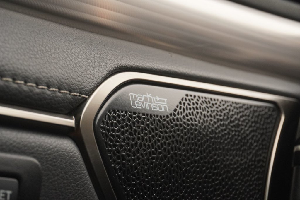 2021 Lexus ES 350 F SPORT 2|M/LEVINSON|HUD|S/S+|NAVI|WIRELESS in Ajax, Ontario at Lakeridge Auto Gallery - 4 - w1024h768px